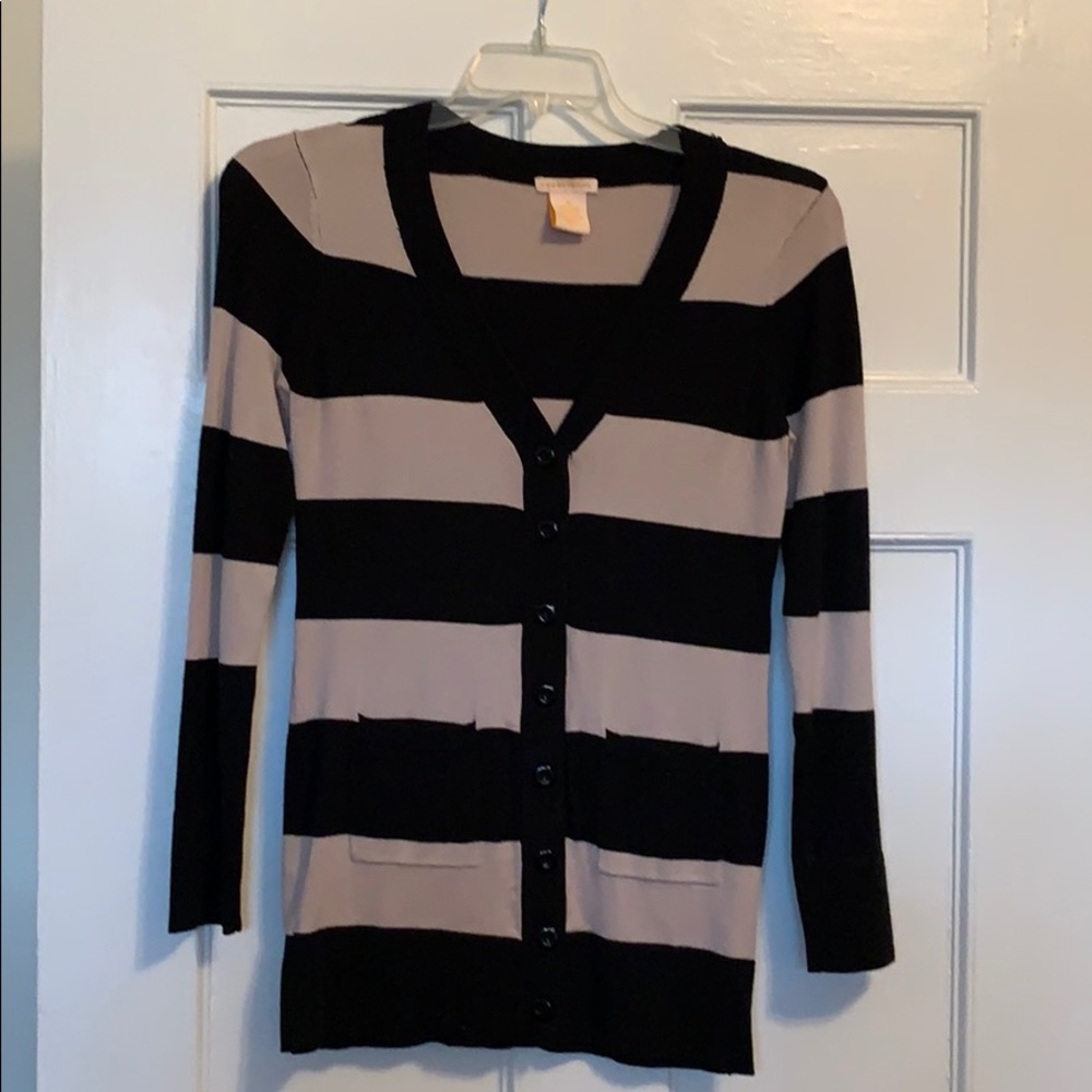 Long cardigan with pockets